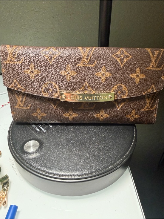 Louis Vuitton Handbags - Louis Vuitton Brown Monogram Compact Wallet with Tan Interior